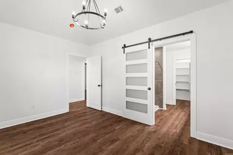 Bedroom - 805 Pearl, Benton, AR 72015 photo 1 of 5