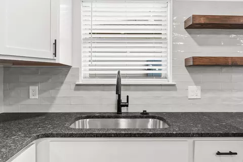 Kitchen - 805 Pearl, Benton, AR 72015 photo 4 of 4