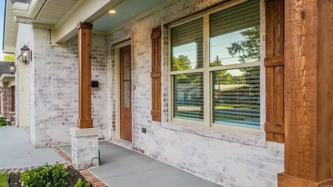 Exterior - 805 Pearl, Benton, AR 72015 photo 5 of 9