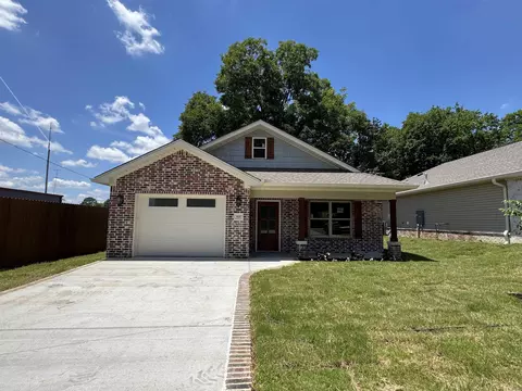 809 Pearl St, Benton, AR 72015