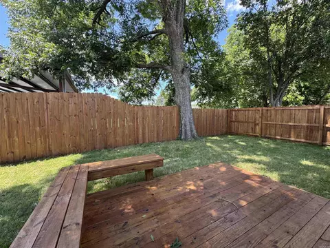 Exterior - 809 Pearl St, Benton, AR 72015 photo 3 of 4