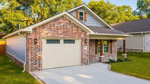 809 Pearl St, Benton, AR 72015 photo 4