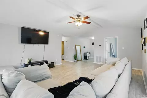 Entry Way - 1173 Tulip St, Haskell, AR 72015 photo 2 of 3