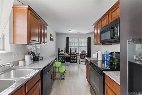 Entry Way - 1173 Tulip St, Haskell, AR 72015 photo 3 of 3