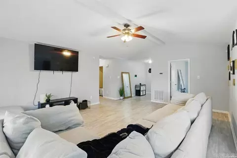 Entry Way - 1173 Tulip St, Haskell, AR 72015 photo 2 of 4