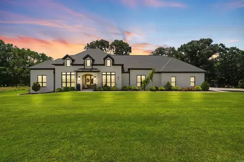 41 Lowell Ln, Greenbrier, AR 72058