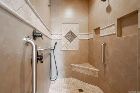 Bath - 11150 Stonehill Dr, Alexander, AR 72002 photo 5 of 8