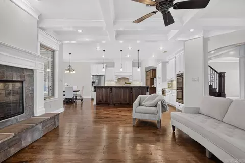 Living - 11150 Stonehill Dr, Alexander, AR 72002 photo 1 of 3