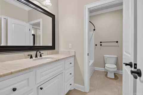 Bath - 11150 Stonehill Dr, Alexander, AR 72002 photo 8 of 8