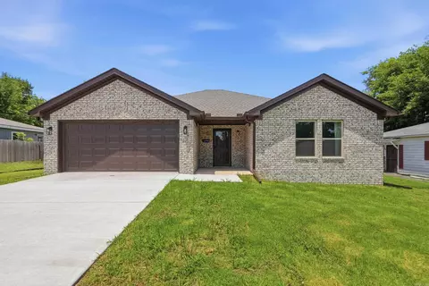 421 W 24th St, North Little Rock, AR 72114