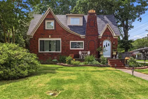 3323 N Cypress St, North Little Rock, AR 72116