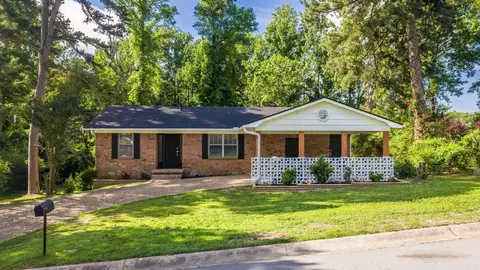 1205 Twin Lakes Dr, Little Rock, AR 72205