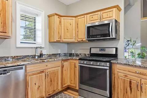 Kitchen - 115 Prairie Dr, Beebe, AR 72012 photo 2 of 3