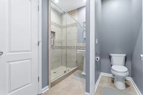 Bath - 115 Prairie Dr, Beebe, AR 72012 photo 3 of 4