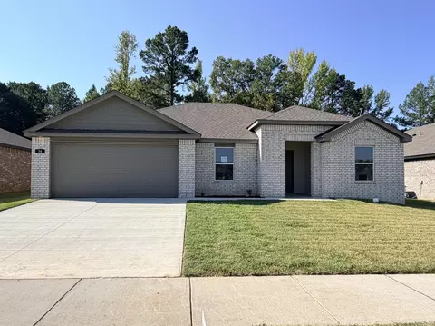 34 Wolfsbridge Loop, Cabot, AR 72023