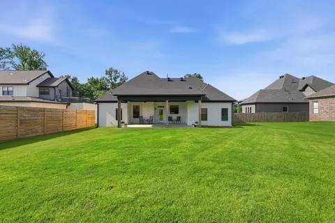 Exterior - 3450 Maple Springs Dr, Conway, AR 72034 photo 6 of 7