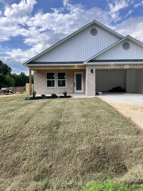 109 E Florida St, Beebe, AR 72012