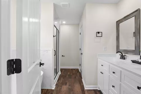 Entry Way - 109 E Florida St, Beebe, AR 72012 photo 1 of 1