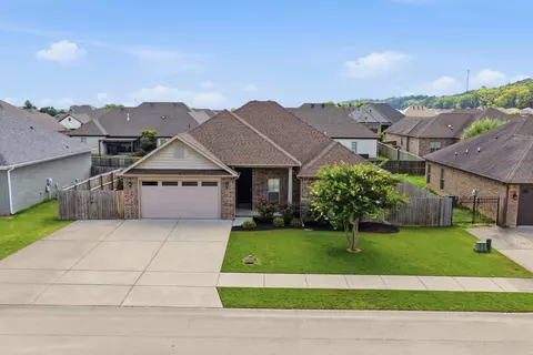 1760 Sylar, Conway, AR 72034