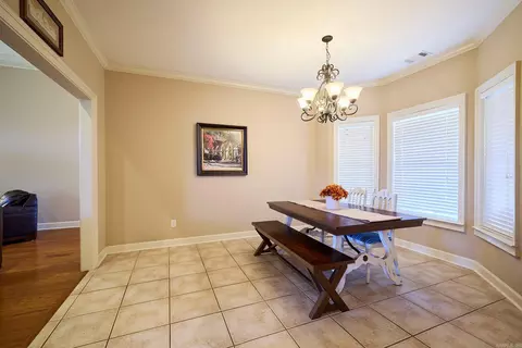 Dining - 2612 Durango Dr, Benton, AR 72019 photo 1 of 2
