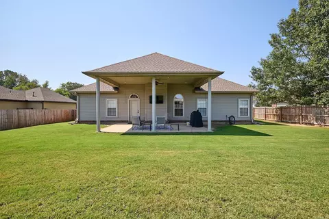 Exterior - 2612 Durango Dr, Benton, AR 72019 photo 5 of 6