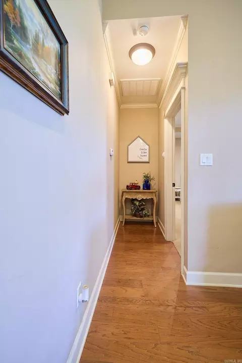 Entry Way - 2612 Durango Dr, Benton, AR 72019 photo 2 of 2