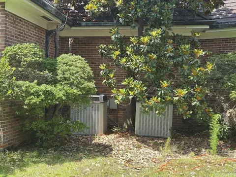 Exterior - 1 Elmwood Cir, Pine Bluff, AR 71603 photo 12 of 12