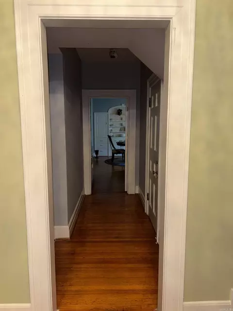 Entry Way - 1 Elmwood Cir, Pine Bluff, AR 71603 photo 3 of 5