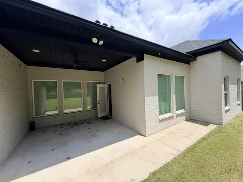 Exterior - 4025 Elizabeth Ct, Benton, AR 72019 photo 4 of 8