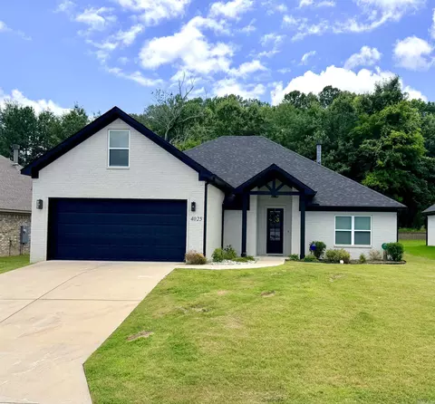 4025 Elizabeth Ct, Benton, AR 72019