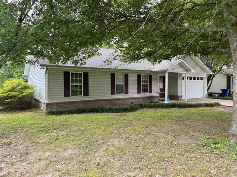 418 N Beech St, Beebe, AR 72012