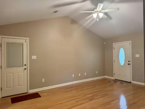 Living - 418 N Beech St, Beebe, AR 72012 photo 2 of 3