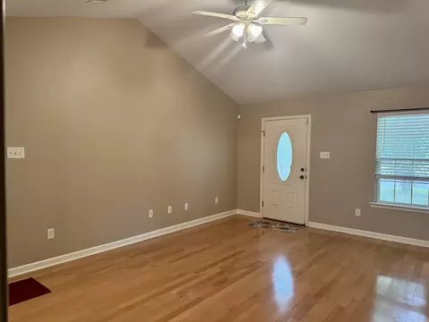 Living - 418 N Beech St, Beebe, AR 72012 photo 3 of 3