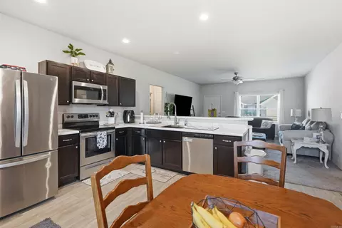 Kitchen - 1350 Acuff Ln, Conway, AR 72034 photo 4 of 4