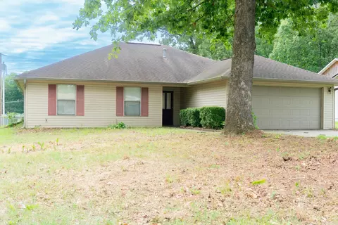 612 Michael Dr, Redfield, AR 72132