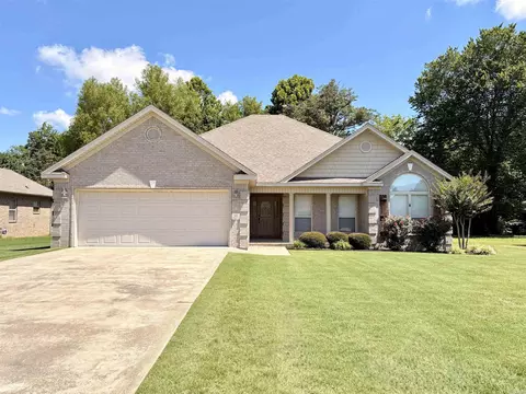40 Southwind Blvd, Searcy, AR 72143