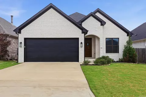 10 Short Leaf Ln, Little Rock, AR 72223
