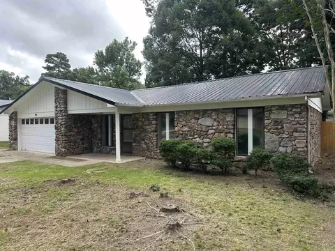 3414 Price Ave, Bryant, AR 72022