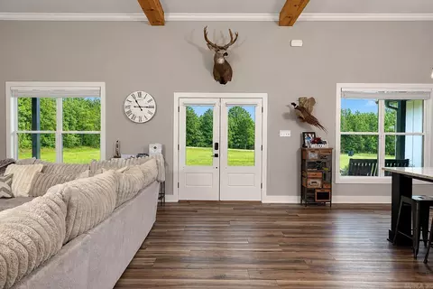 Entry Way - 616 Ussery, Jefferson, AR 72079 photo 1 of 2