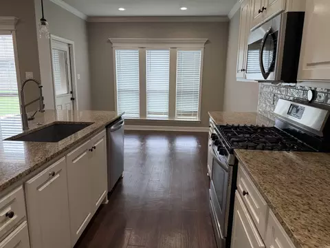Kitchen - 810 Mango Loop Loop, Austin, AR 72007 photo 1 of 3