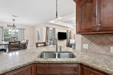 Kitchen - 30 Cedar Knolls Loop, Greenbrier, AR 72058 photo 2 of 5