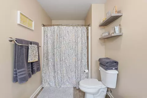 Bath - 30 Cedar Knolls Loop, Greenbrier, AR 72058 photo 2 of 4