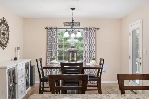 Dining - 30 Cedar Knolls Loop, Greenbrier, AR 72058 photo 3 of 3
