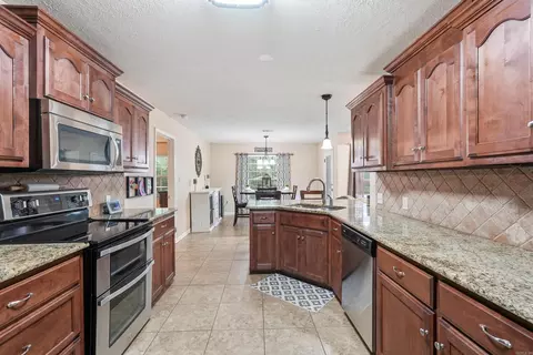 Kitchen - 30 Cedar Knolls Loop, Greenbrier, AR 72058 photo 5 of 5