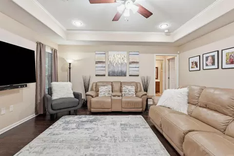 Living - 30 Cedar Knolls Loop, Greenbrier, AR 72058 photo 2 of 2