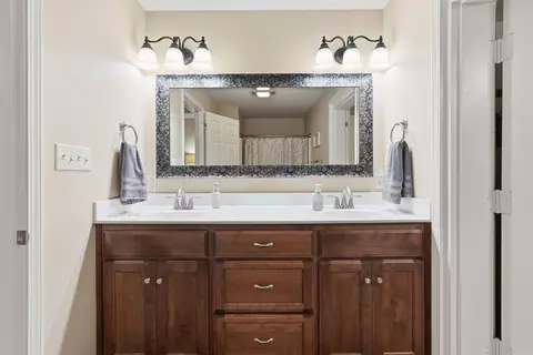 Bath - 30 Cedar Knolls Loop, Greenbrier, AR 72058 photo 1 of 4