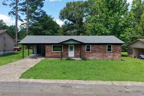 1426 Mimosa St, Malvern, AR 72104