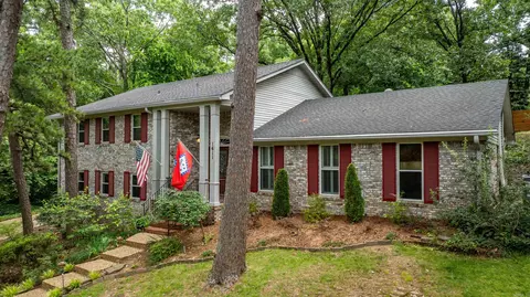 1611 Alberta Dr, Little Rock, AR 72227