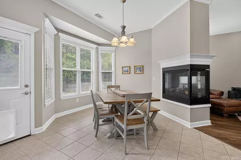 Dining - 4014 Evergreen Dr, Benton, AR 72015 photo 2 of 2