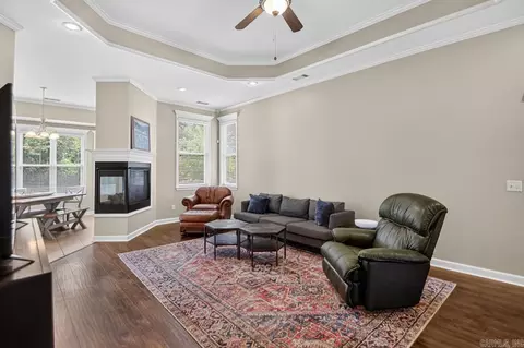 Living - 4014 Evergreen Dr, Benton, AR 72015 photo 2 of 2
